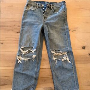 Like new, ETICA Distressed blue Jeans women’s size 25.